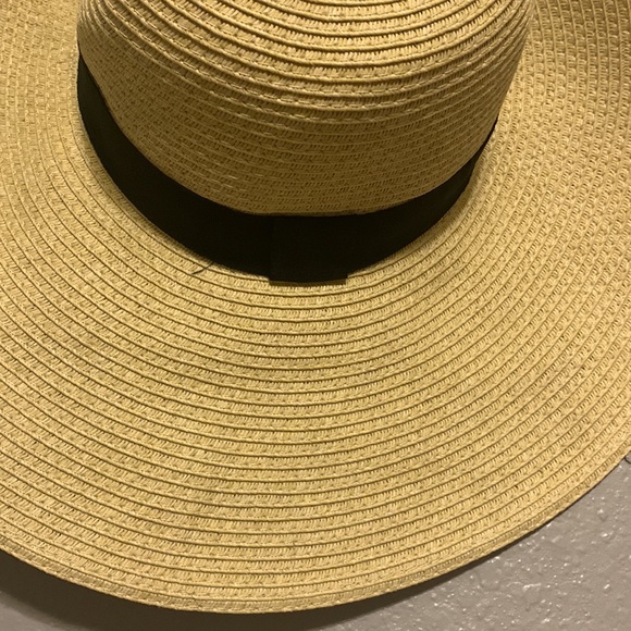 Target floppy hat - Picture 2 of 4